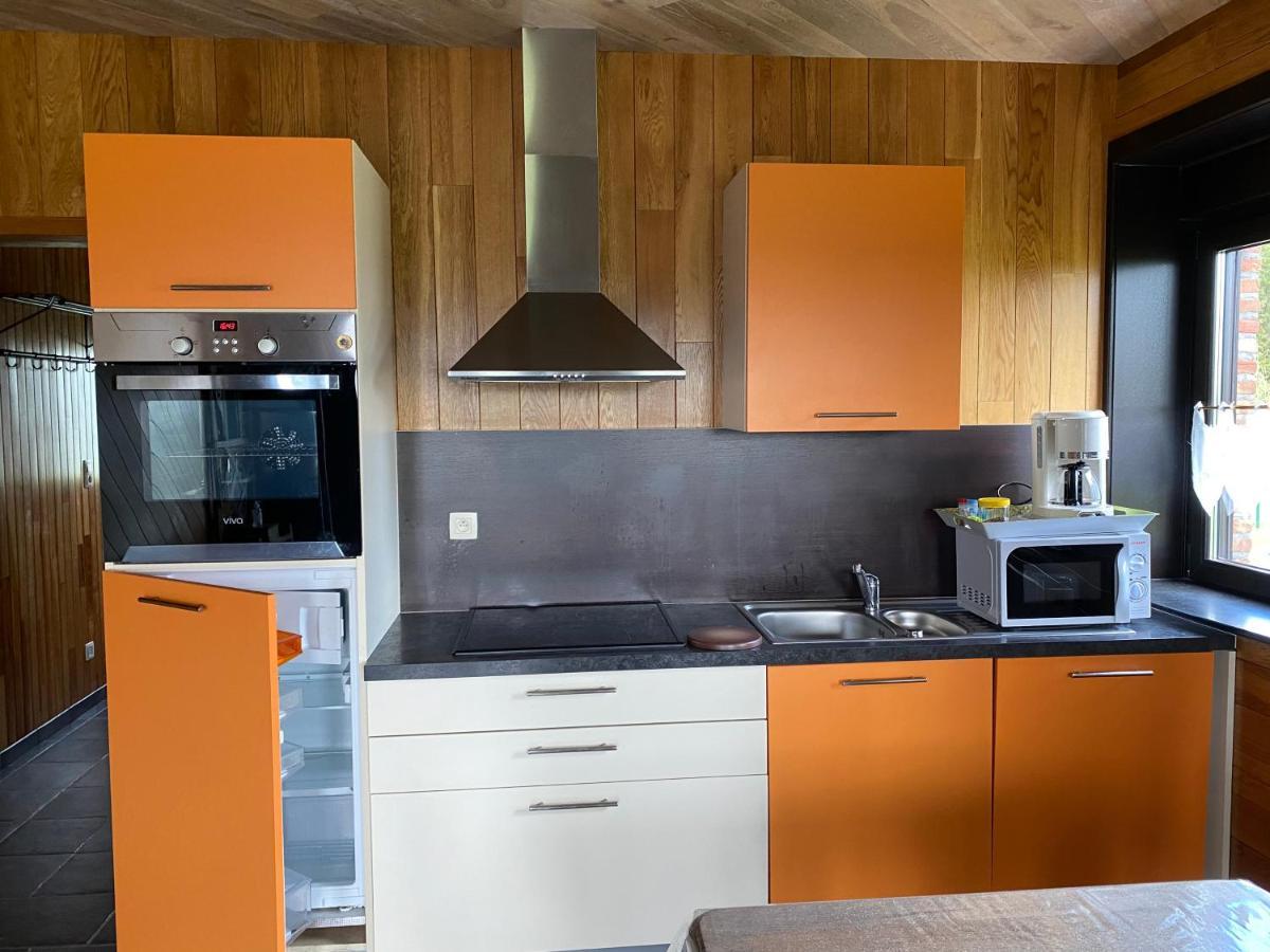 L'Evasion Du Berger Australien Apartment Couvin Exterior photo